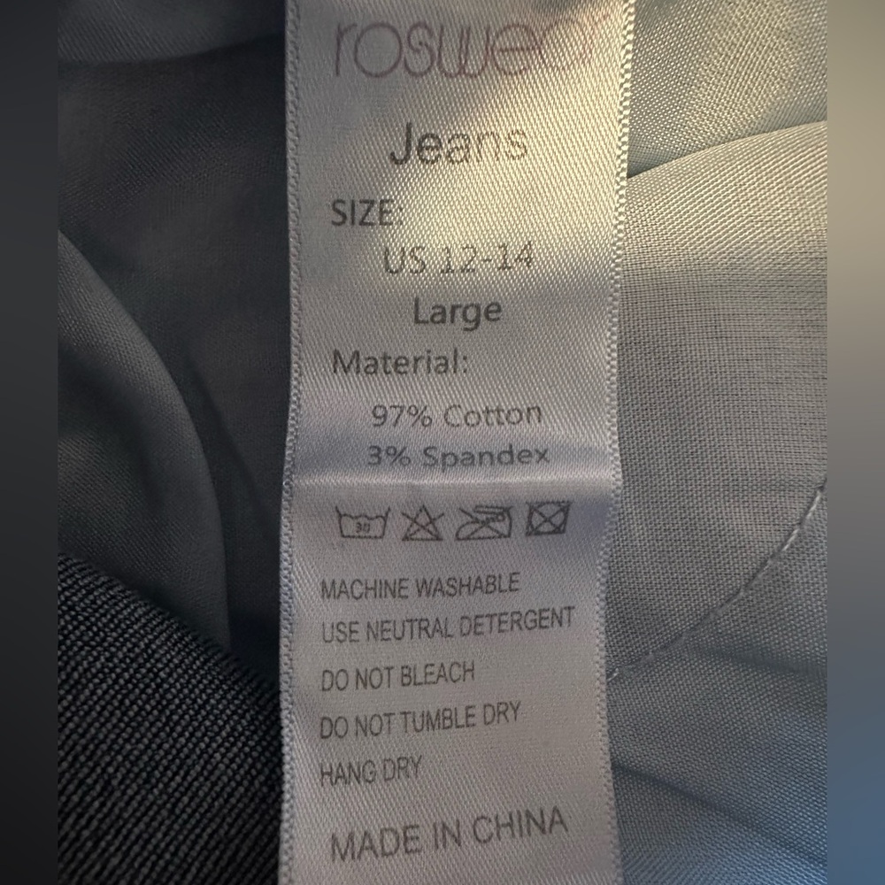 Distressed Blue Jeans - Picture 10 of 10